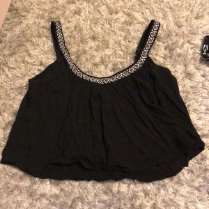 Black loose crop top